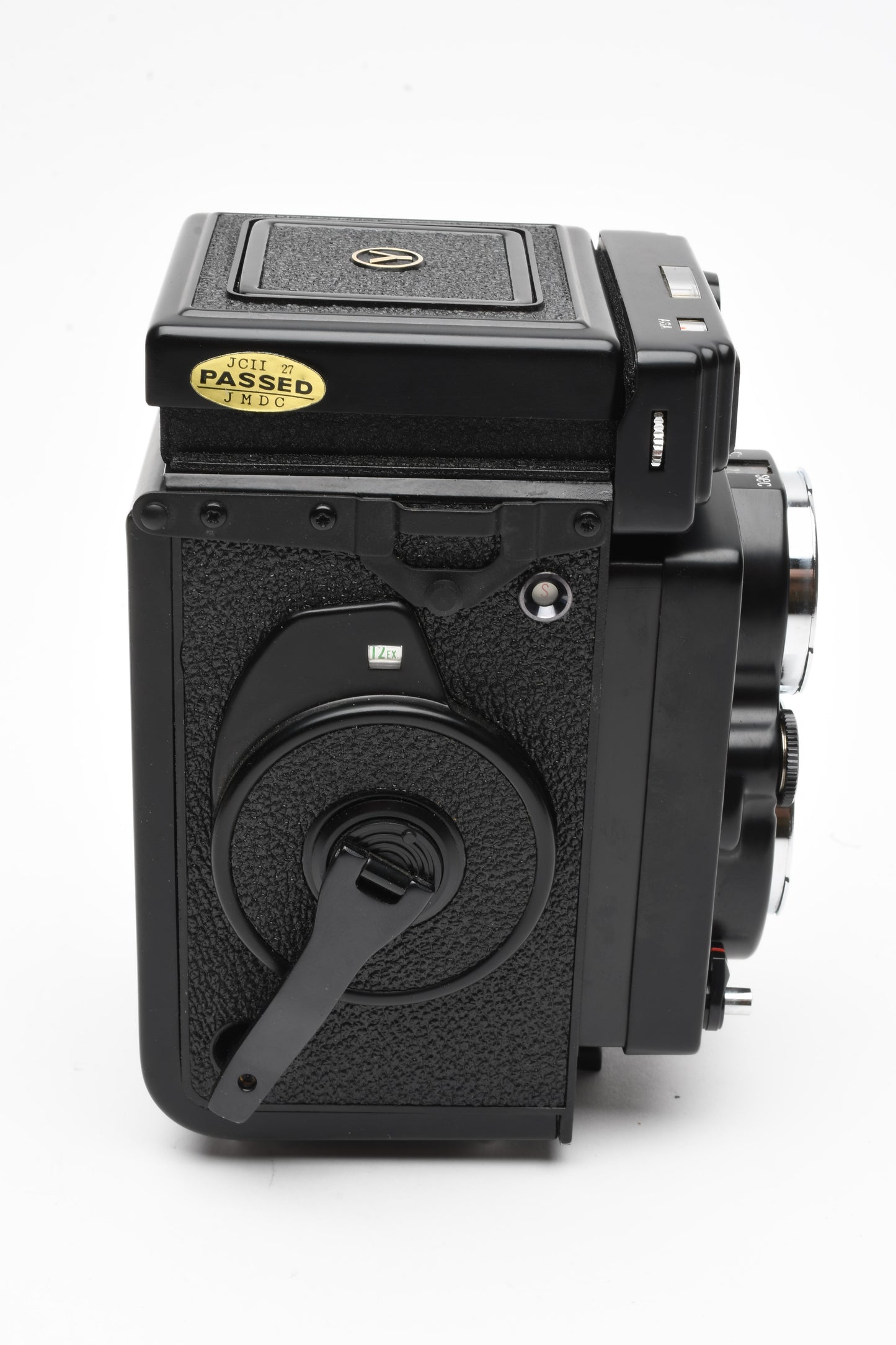 Yashica Mat 124G 120 TLR camera w/80mm f3.5 lens, tested, works great, Mint-