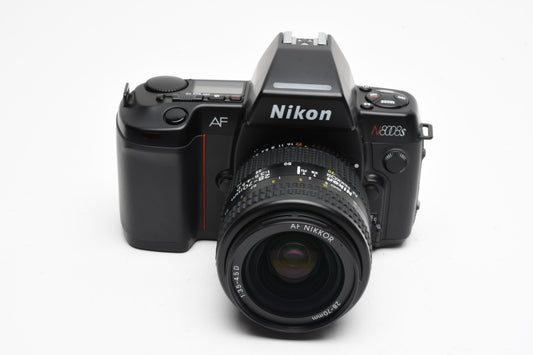 Nikon N8008s 35mm SLR w/ Nikkor 28-70mm f3.5-4.5D zoom, Mint-, Awesome!