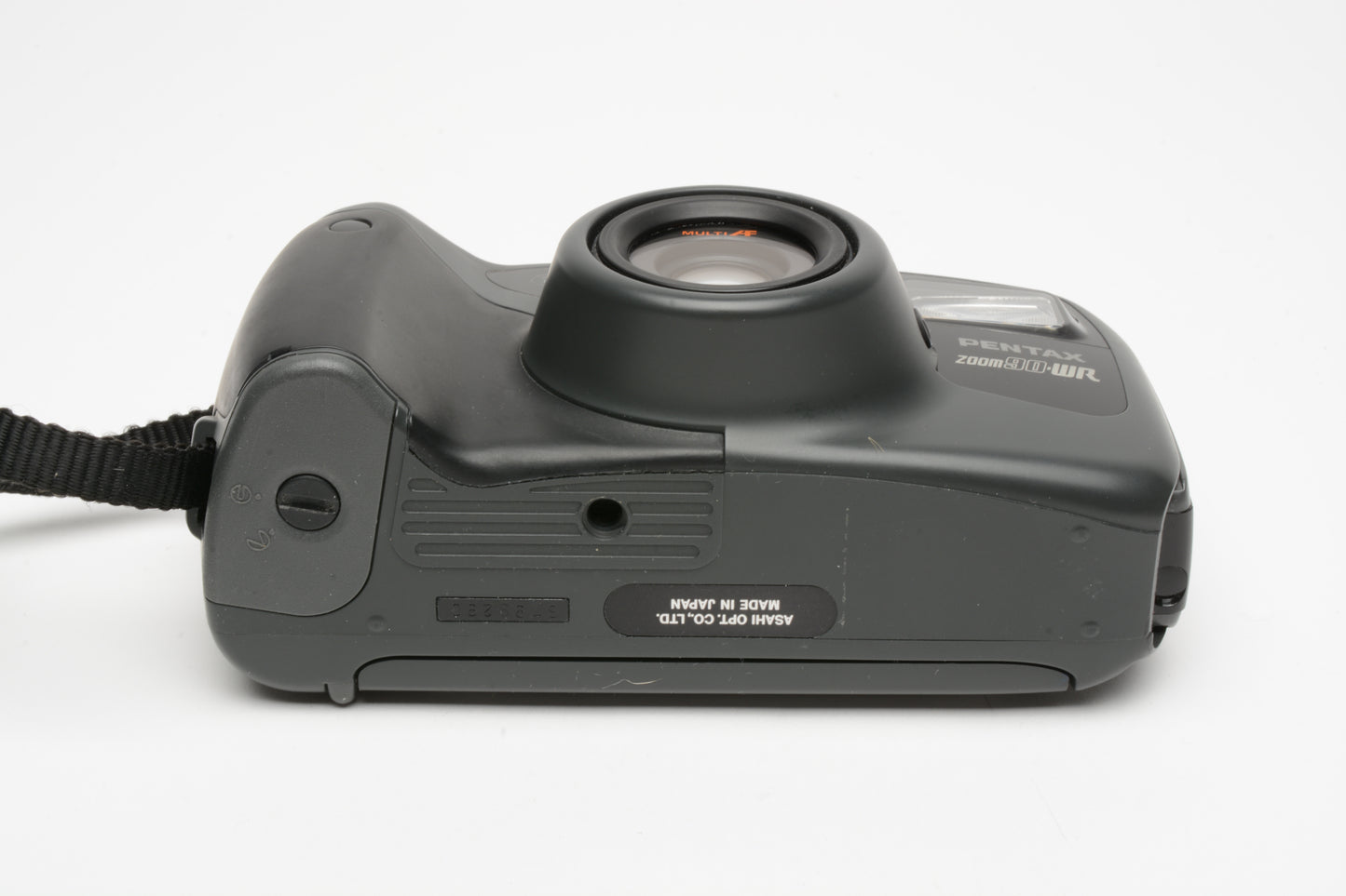 Pentax Zoom 90WR 35mm date back Point&Shoot camera, strap, remote, case, Great!