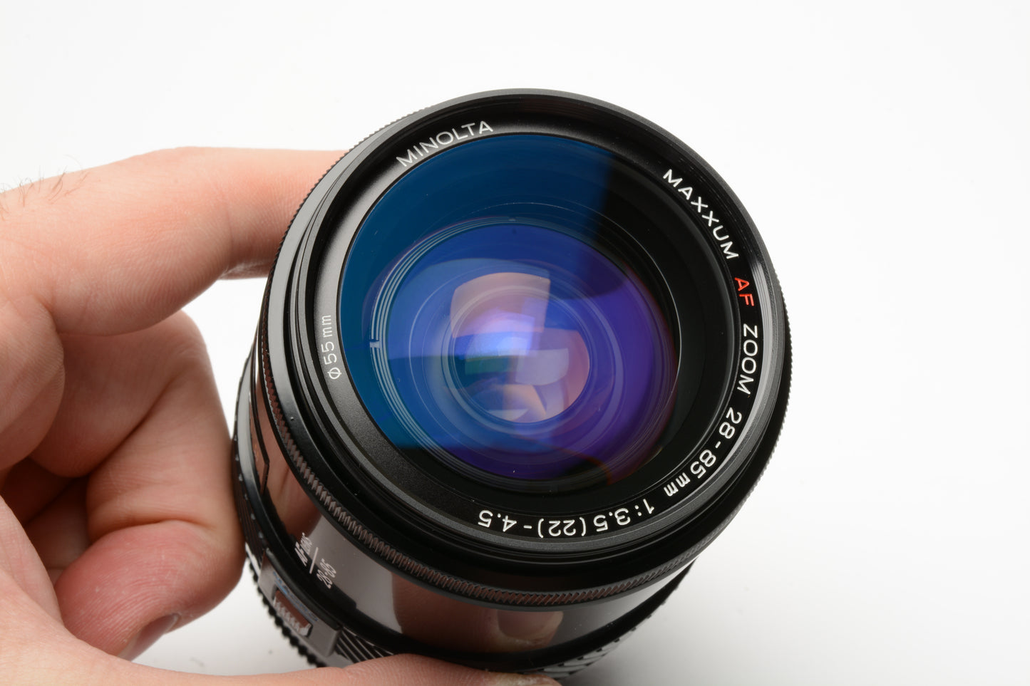 Minolta Maxxum AF 28-85mm f3.5-4.5 zoom lens, caps, hood, great glass, Versatile