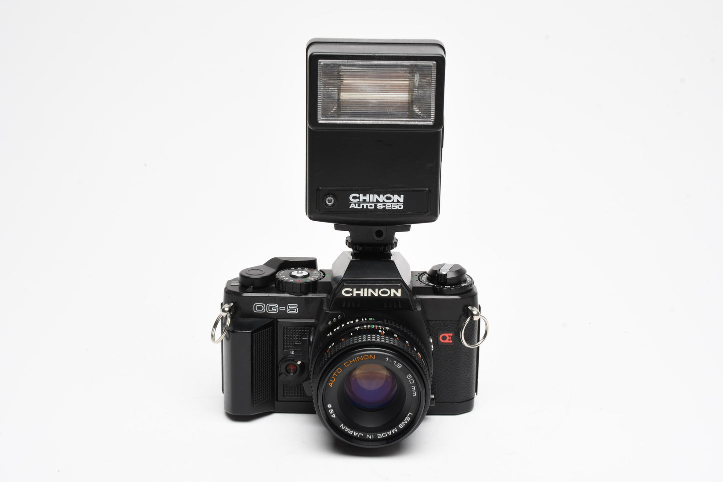 Chinon CG-5 35mm SLR w/50mm f1.9, Sky, strap, UV, + S-250 Flash, Great! Tested