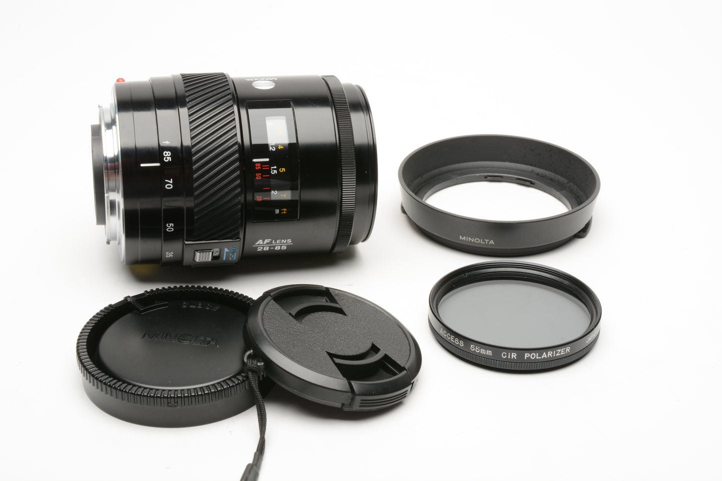 Minolta Maxxum AF 28-85mm f3.5-4.5 zoom lens, caps, hood, great glass, Versatile