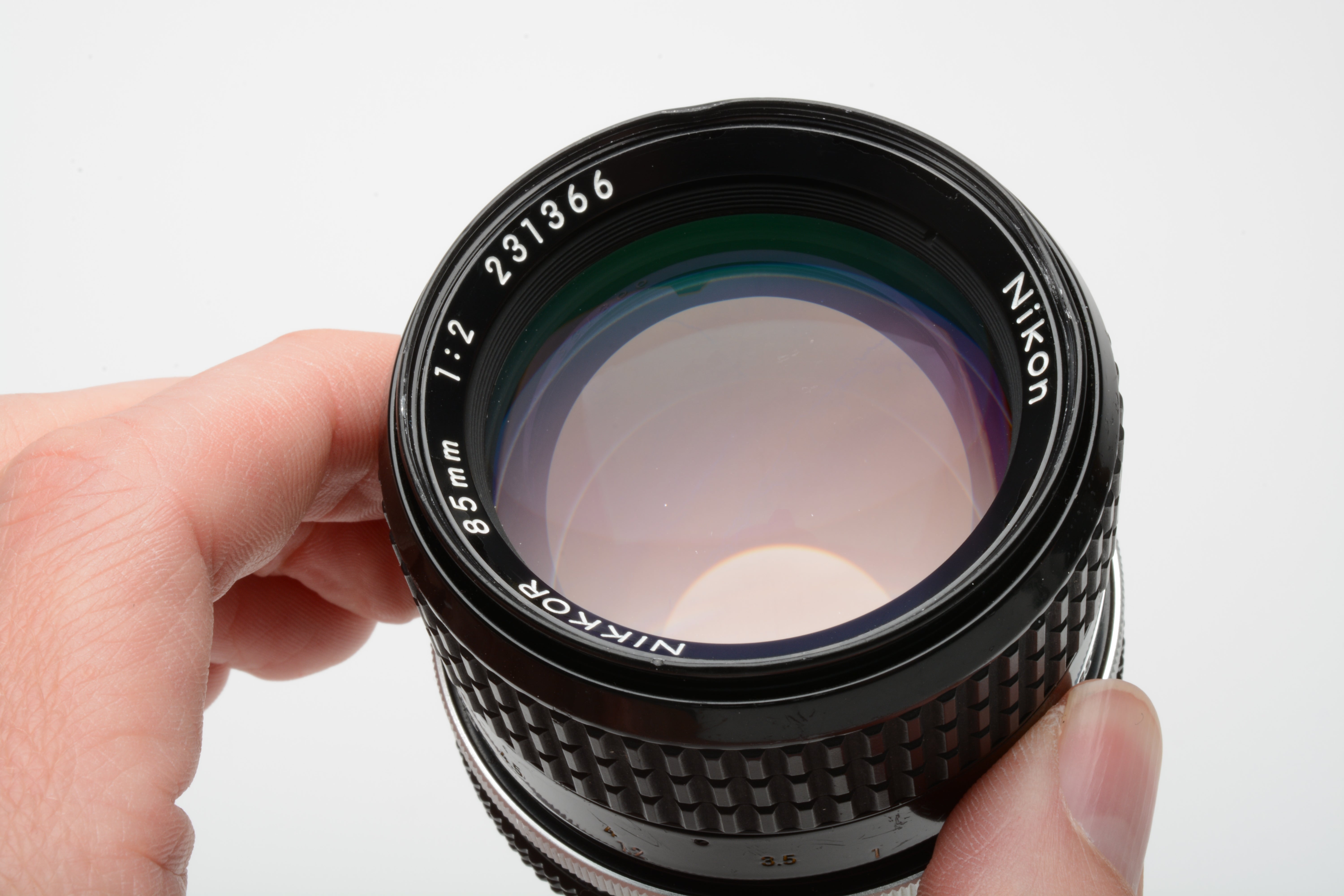 Nikon Nikkor 85mm f2 AI portrait lens, Very clean, minimal dust