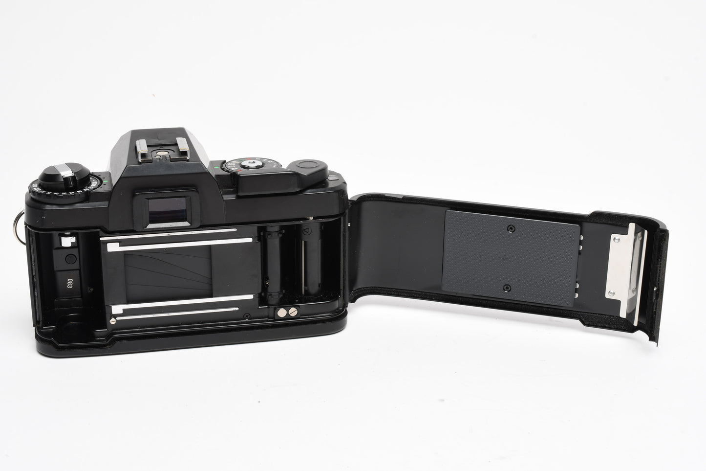 Chinon CG-5 35mm SLR w/50mm f1.9, Sky, strap, UV, + S-250 Flash, Great! Tested