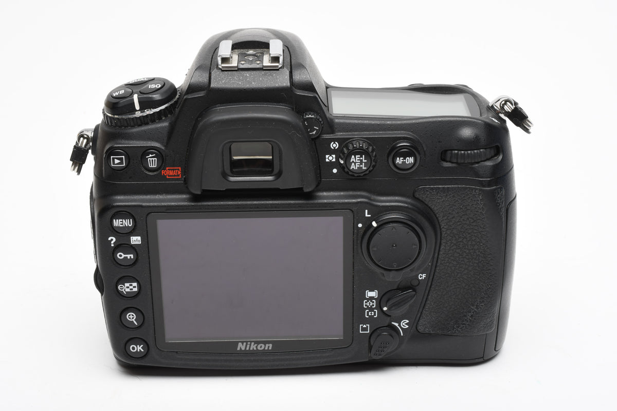 Nikon D300 DSLR Body, 2X batts, charger, 26,082 Acts, clean! Boxed