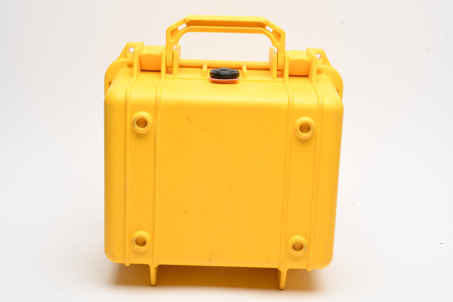 Pelican 1300 yellow case, cut-up foam, Good!