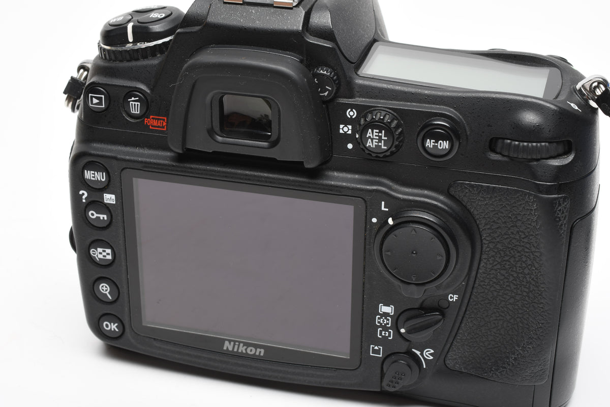 Nikon D300 DSLR Body, 2X batts, charger, 26,082 Acts, clean! Boxed