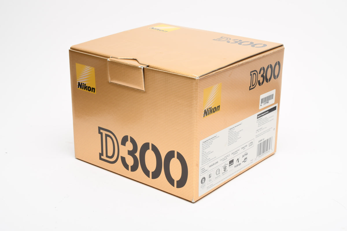 Nikon D300 DSLR Body, 2X batts, charger, 26,082 Acts, clean! Boxed