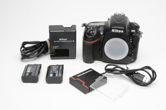 Nikon D800 DSLR body, USA version, batt+charger+USB, only 35K Acts!