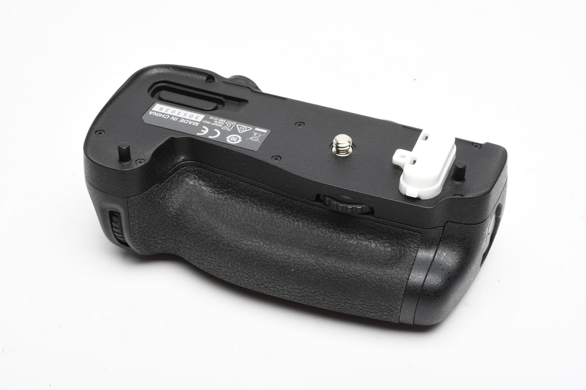 Nikon MB-D16 Battery Grip, Fully tested, Boxed w/Manual