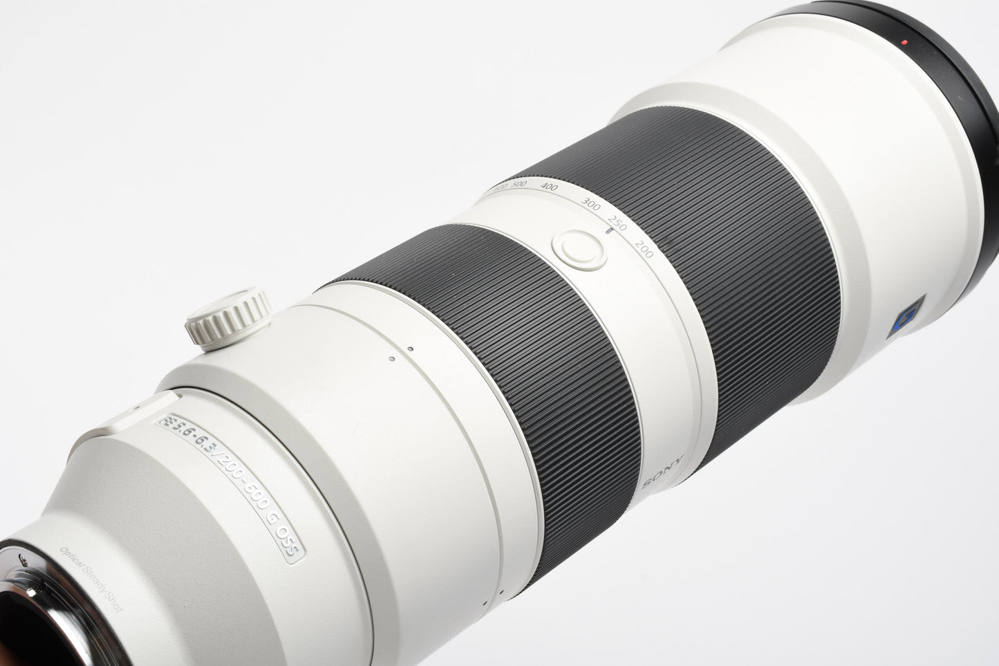 Sony FE 200-600mm f5.6-6.3 G OSS Lens, Hood, UV, Box, E-Mount SEL200600G