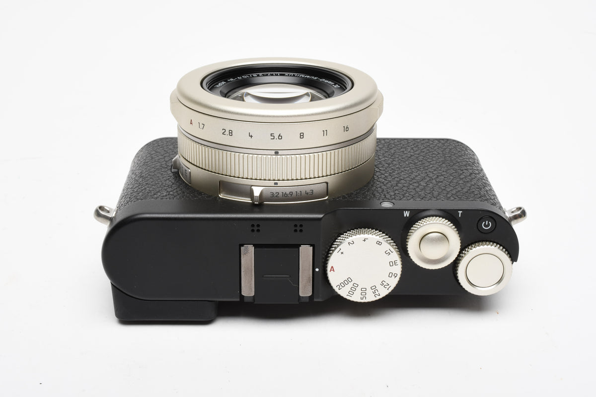 Leica D-Lux 8 "100 Years of Leica" 17MP, Thumb Grip, 2batts, Books, Boxed, Mint-