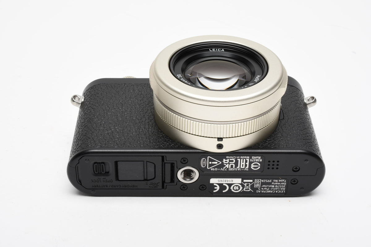 Leica D-Lux 8 "100 Years of Leica" 17MP, Thumb Grip, 2batts, Books, Boxed, Mint-