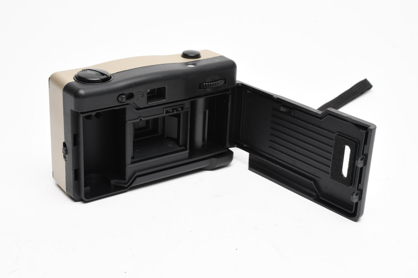 Vivitar PN2011 35mm Point&Shoot Focus Free camera, Tested