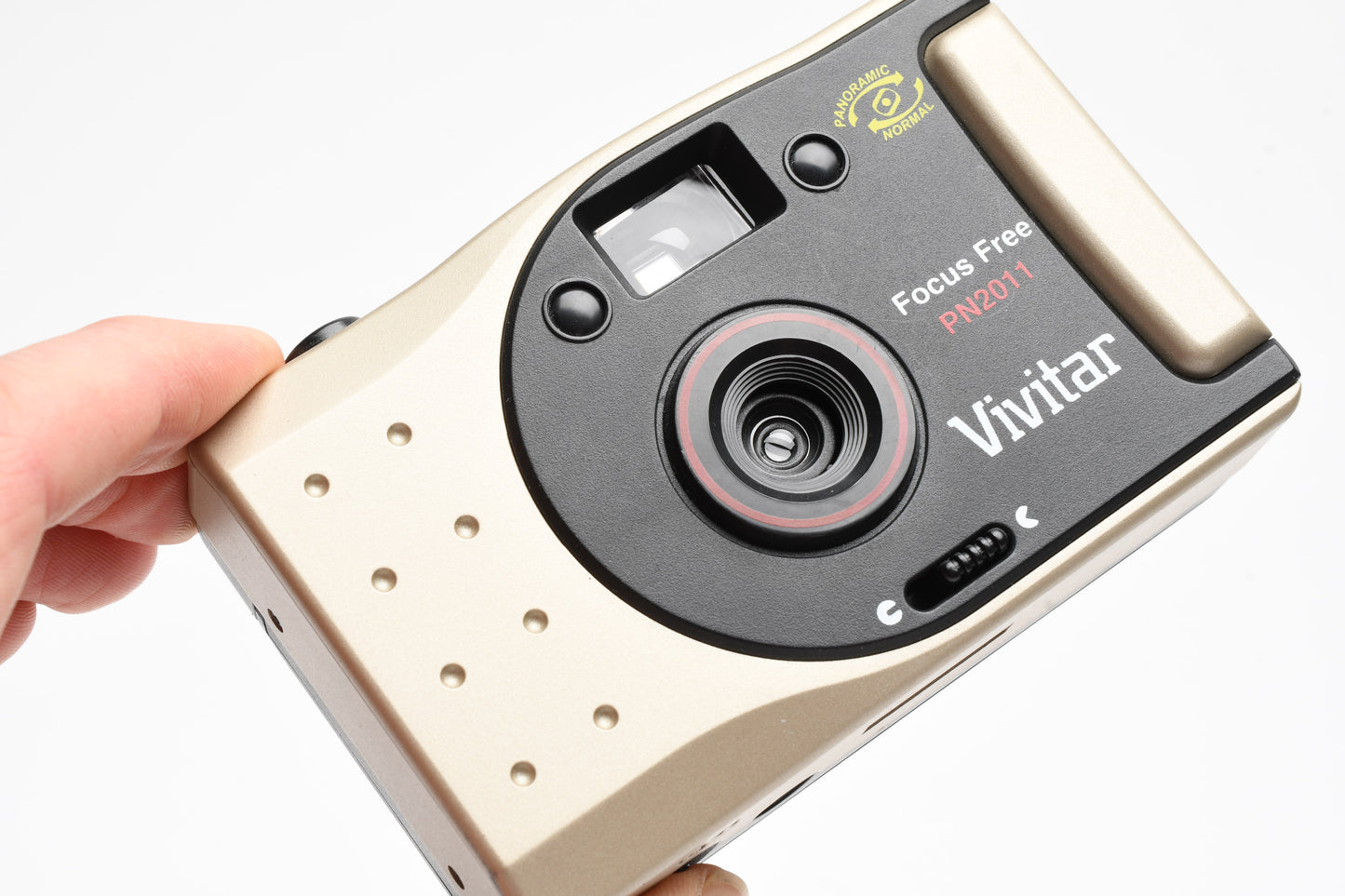 Vivitar PN2011 35mm Point&Shoot Focus Free camera, Tested