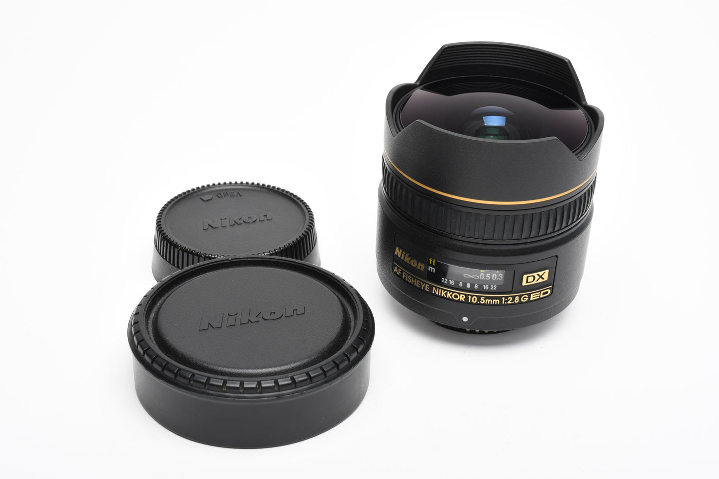 Nikon AF Fisheye Nikkor 10.5mm f2.8G ED DX lens, Caps, Mint-, Great!