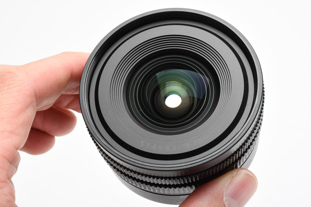 Panasonic Lumix S 18-40mm f4.5-6.3 Lens L-Mount lens S-R1840 Mint-