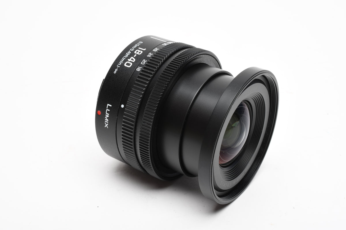 Panasonic Lumix S 18-40mm f4.5-6.3 Lens L-Mount lens S-R1840 Mint-