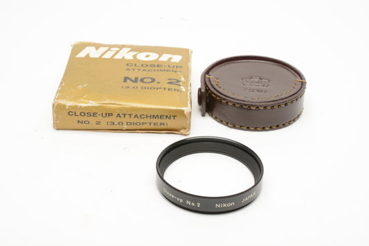 Nikon Close-Up Attachment No. 2 (3.0 Diopter) 52mm - Mint-
