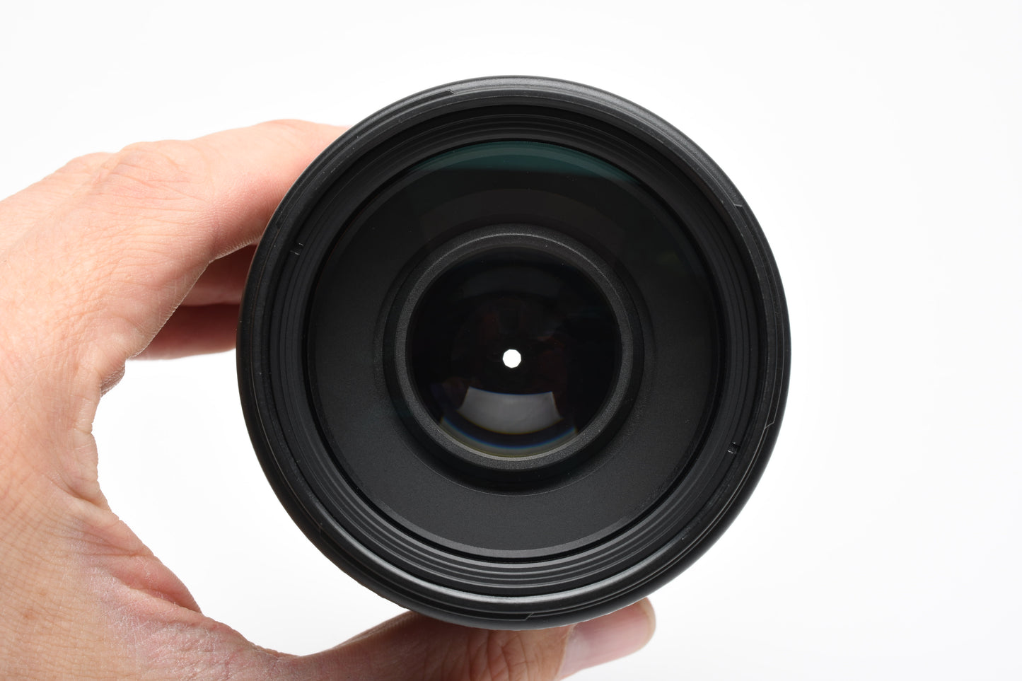 Nikon ED AF Nikkor 70-300mm f4-5.6D zoom lens, Hood+UV+caps, Mint-