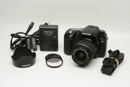 Pentax K10D DSLR camera w/18-55mm f3.5-5.6 AL zoom, Only 12,484 Acts, Good!