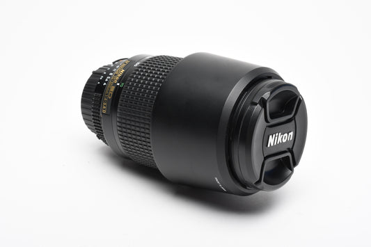 Nikon ED AF Nikkor 70-300mm f4-5.6D zoom lens, Hood+UV+caps, Mint-