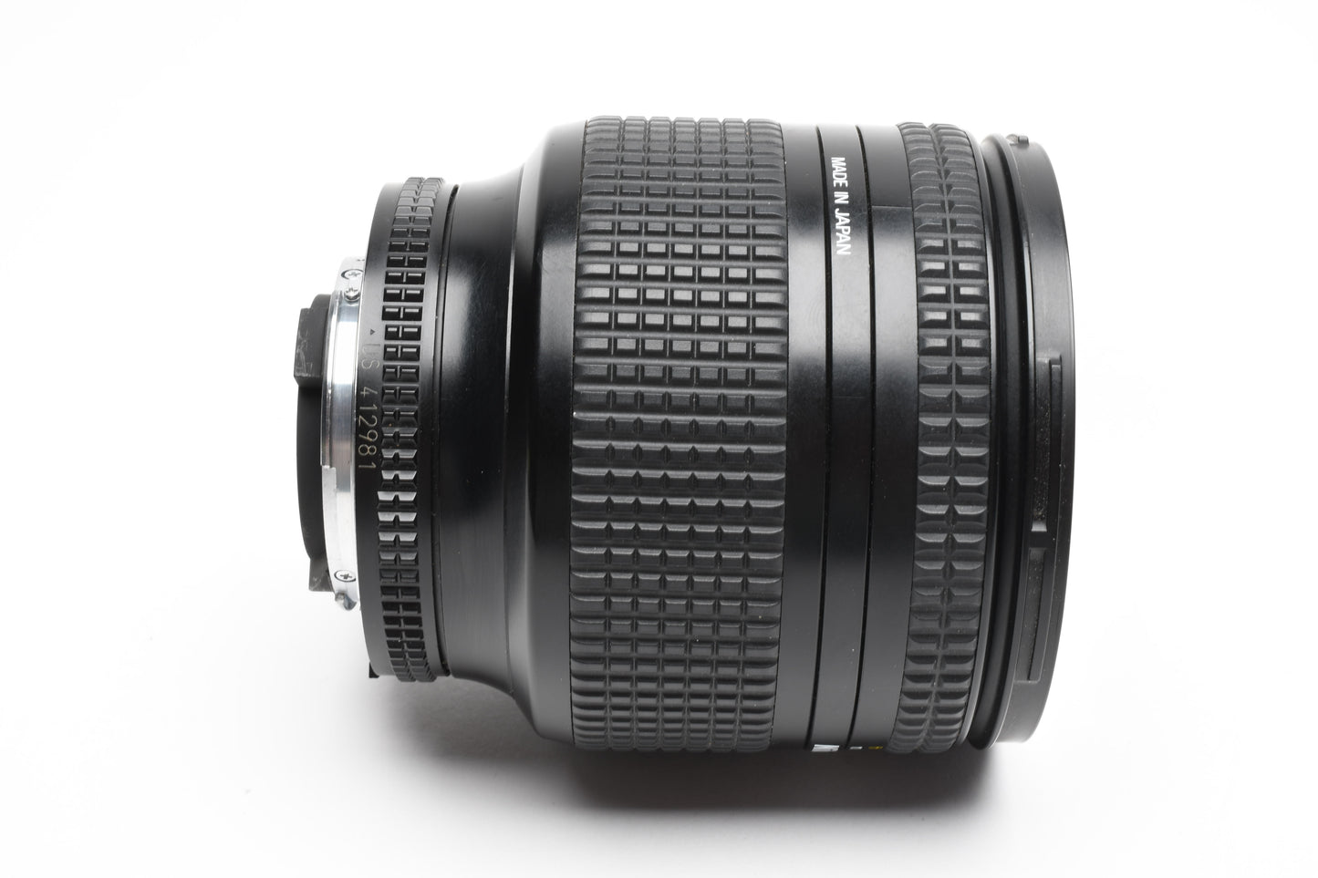 Nikon AF Zoom-Nikkor 24-120mm f3.5-5.6D zoom lens, caps, pouch, Nice