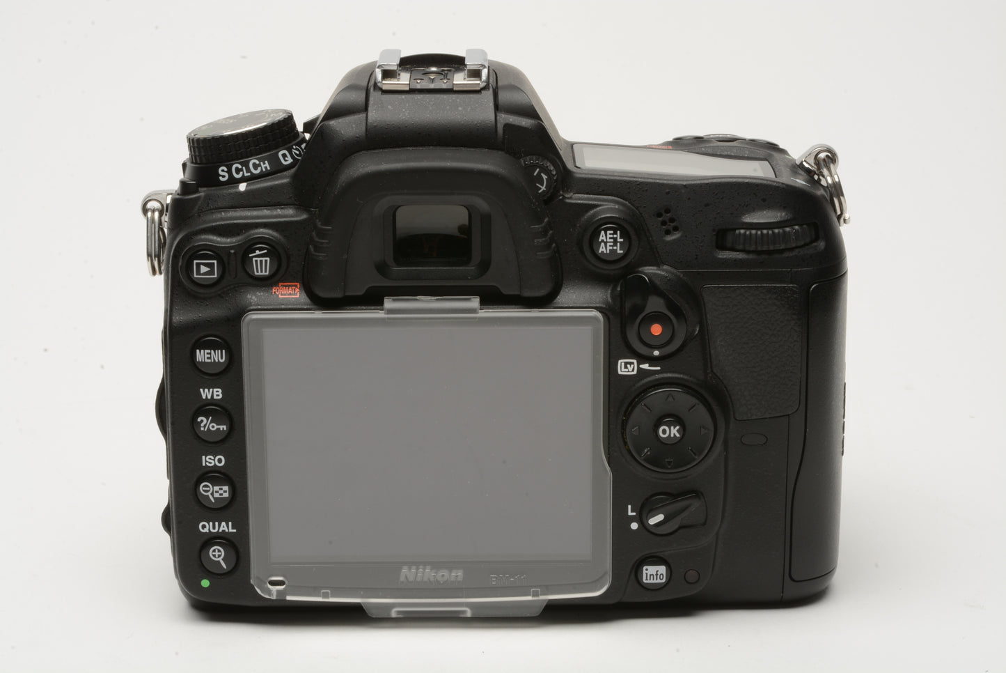 Nikon D7000 16.2MP DSLR body, batt, dual charger, MB-D11 grip Only 8907 Acts!!