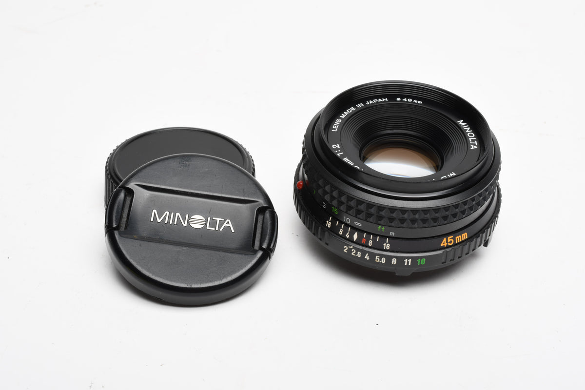 Minolta MD Rokkor-X 45mm f2 Pancake lens, lens caps, clean and sharp