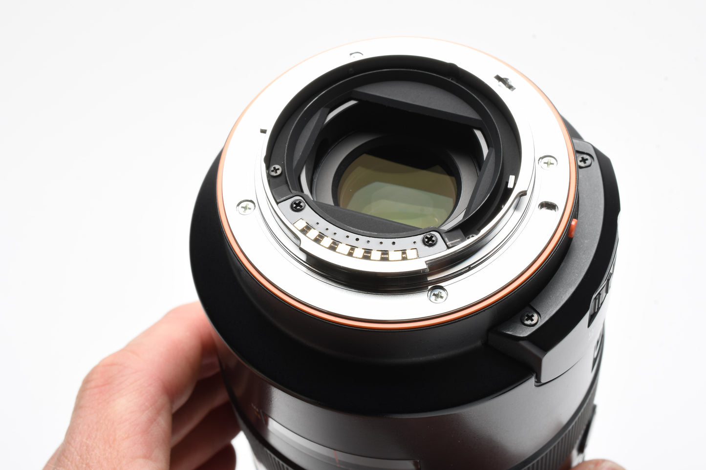 Sony 70-300mm F4.5-5.6 G SSM Zoom Lens SAL70300G, Hood+UV