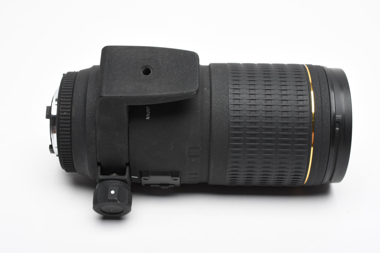 Sigma 180mm f3.5D Tele lens for Nikon AF, Hood+Caps, Sharp!