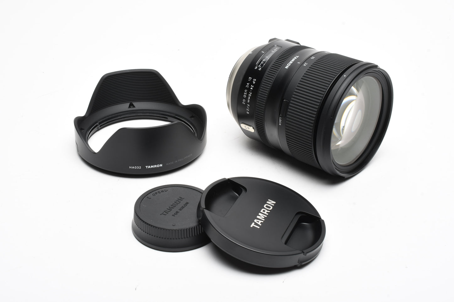 Tamron SP 24-70mm F2.8 Di VC USD G2 A032N, Mint- Nikon F, USA + Hood