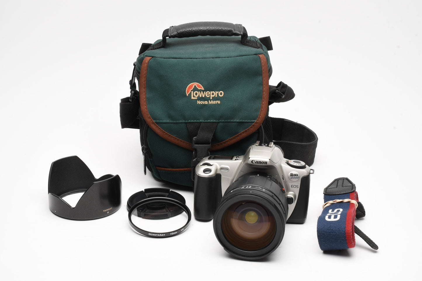 Canon Rebel 2000 35mm SLR w/Tamron 28-200mm zoom lens, strap, case, Nice!