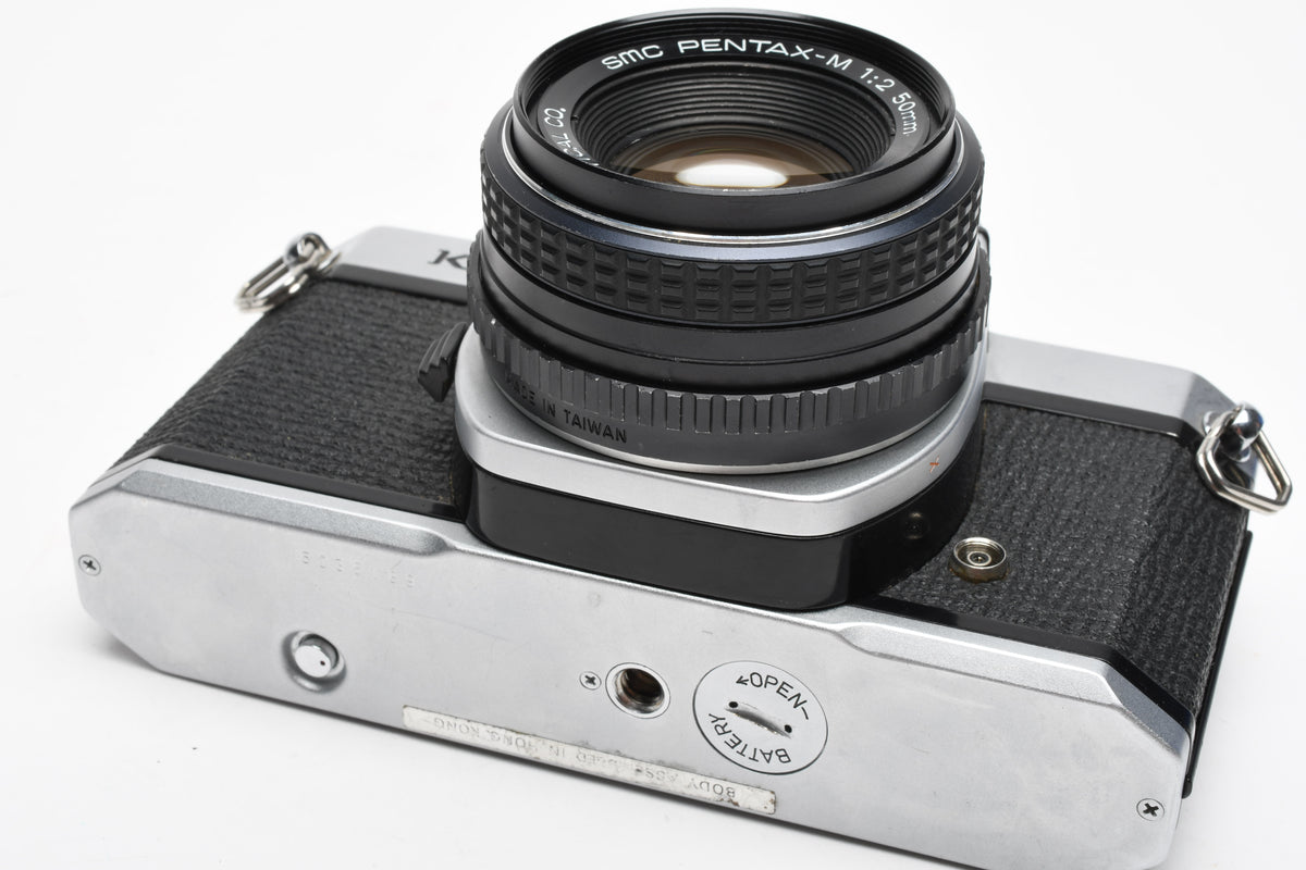 Pentax K1000 35mm SLR w/50mm f2 lens, New seals, canvas strap, Awesome