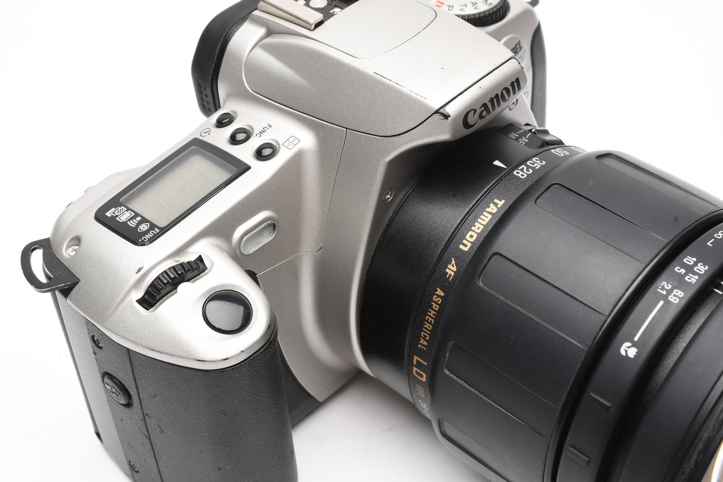 Canon Rebel 2000 35mm SLR w/Tamron 28-200mm zoom lens, strap, case, Nice!