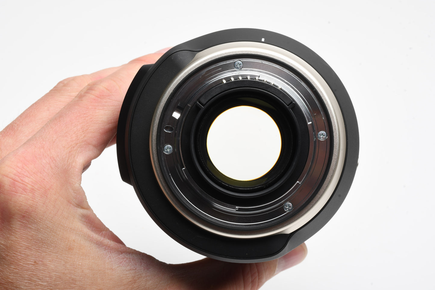 Tamron SP 24-70mm F2.8 Di VC USD G2 A032N, Mint- Nikon F, USA + Hood