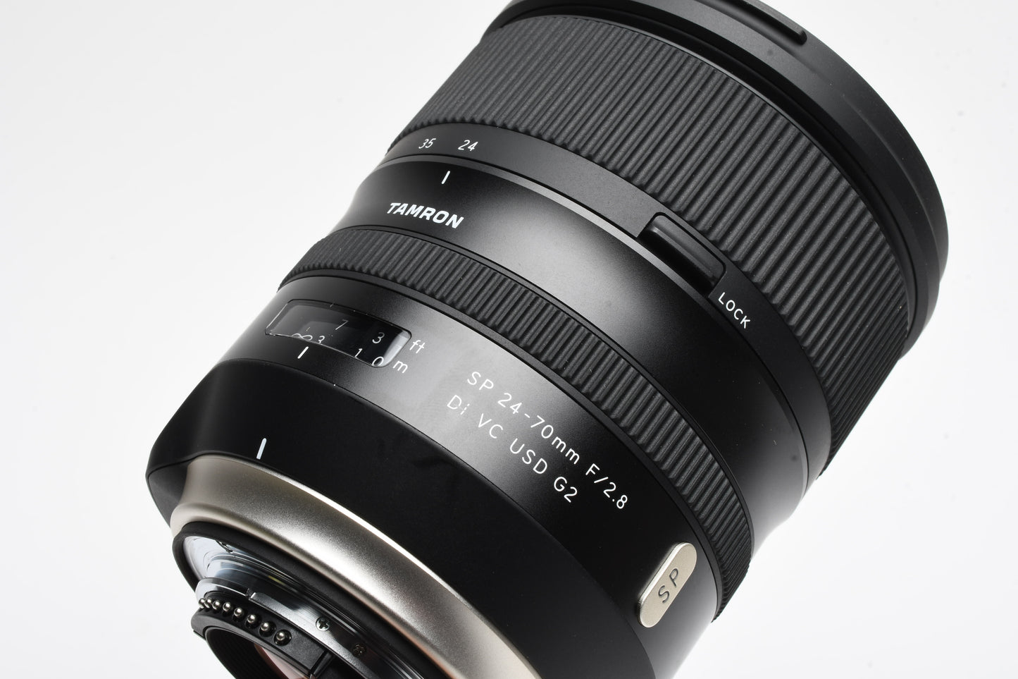 Tamron SP 24-70mm F2.8 Di VC USD G2 A032N, Mint- Nikon F, USA + Hood