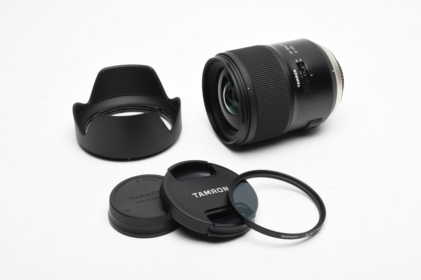 Tamron SP 35mm f1.4 Di USD lens for Nikon F, USA Version, Hood +UV