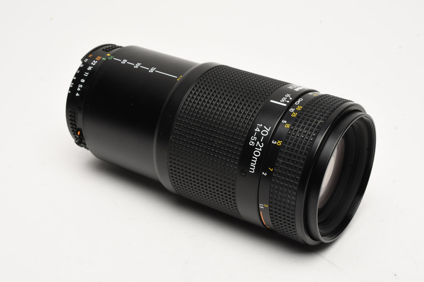 Nikon AF 70-210mm F4-5.6 zoom, very clean, UV + Caps + Pouch, Nice