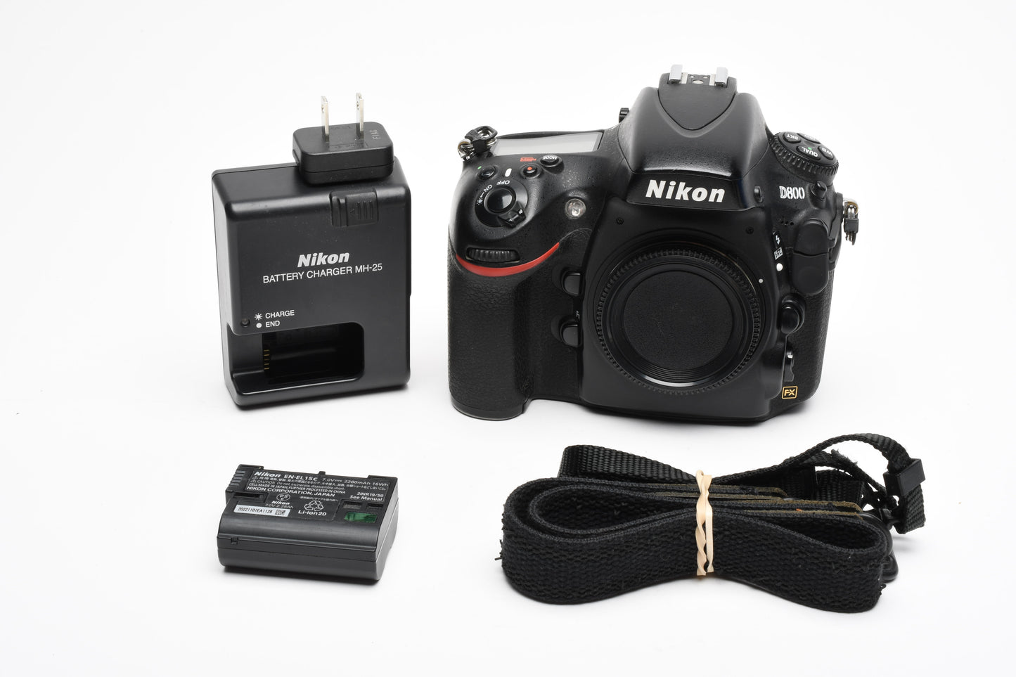 Nikon D800 DSLR body, batt+charger, 55K Acts, Tested, USA Version, Good!