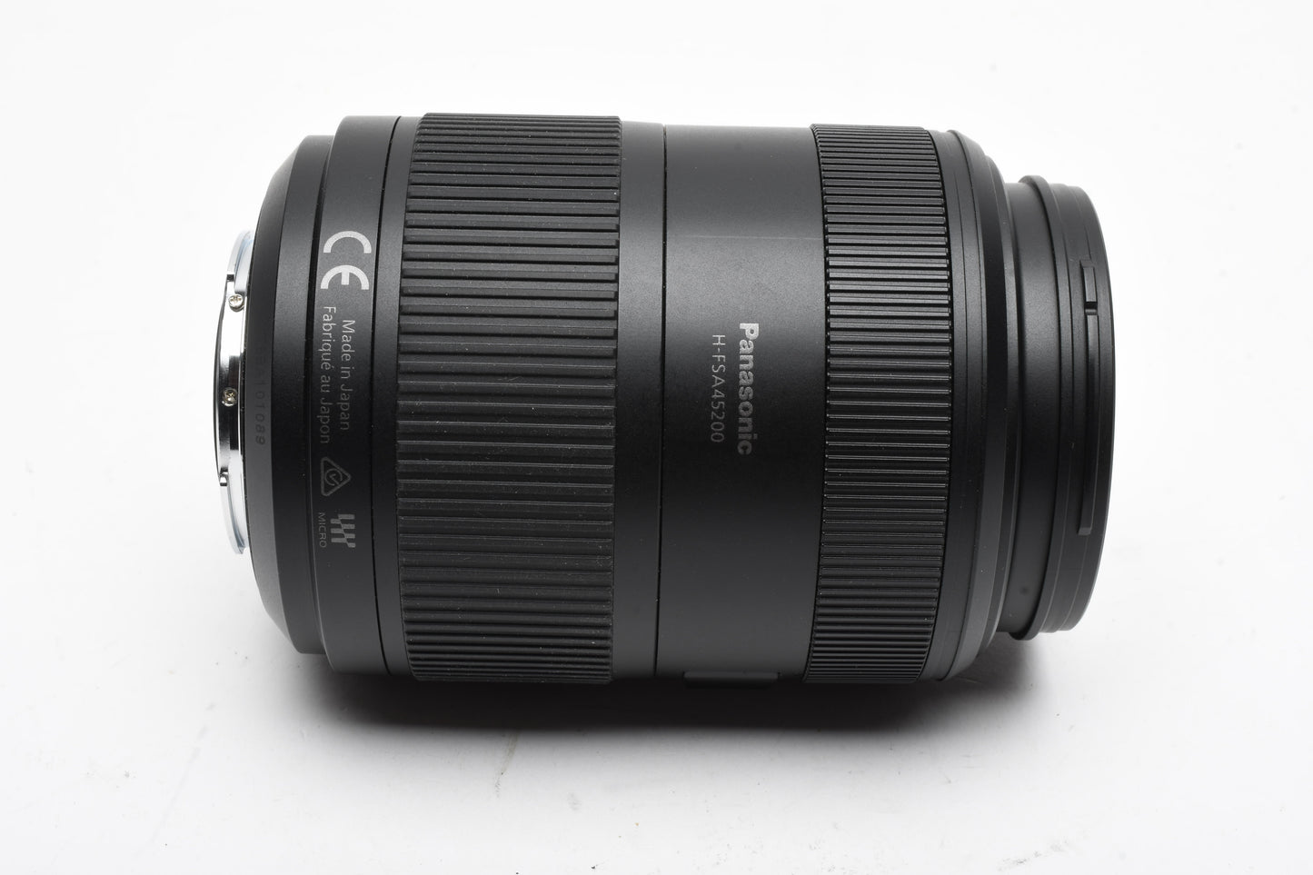 Panasonic Lumix 45-200mm G Vario F4-5.6 Mega OIS w/Caps, Great