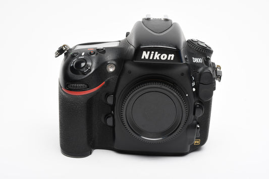 Nikon D800 DSLR body, batt+charger, 55K Acts, Tested, USA Version, Good!