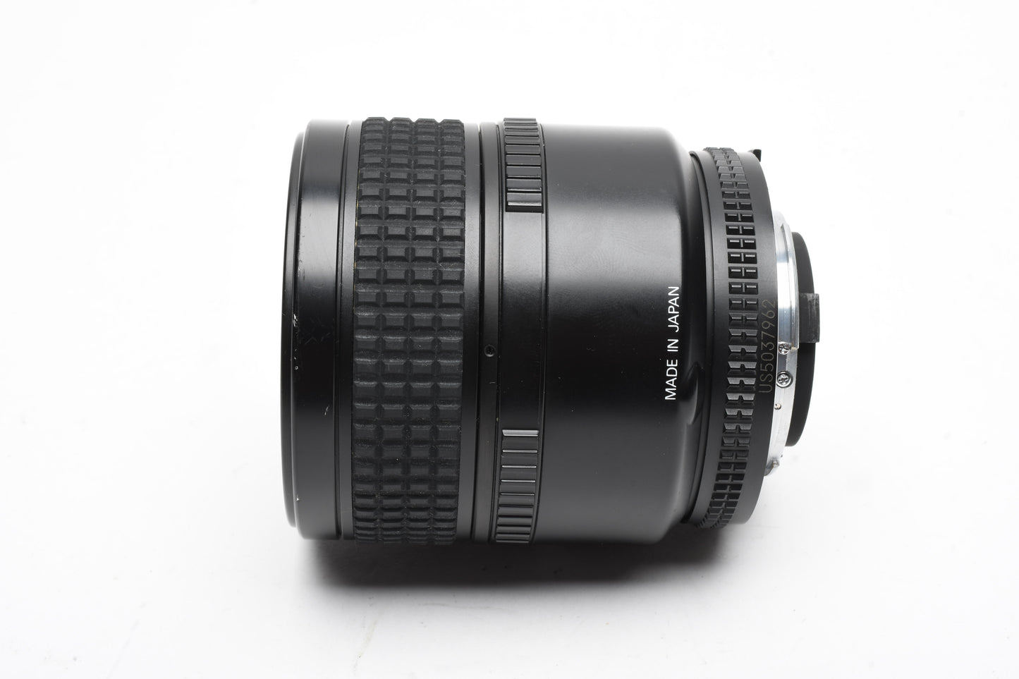 Nikon AF 60mm f2.8D Micro Nikkor lens, caps, Very sharp! Clean