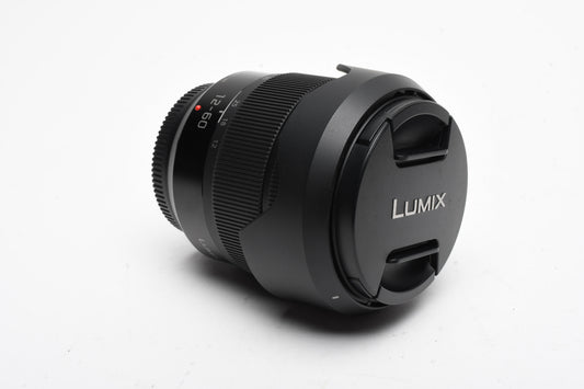 Panasonic Lumix G Vario 12-60mm f3.5-5.6 Asph. Power O.I.S. w/Hood, Caps