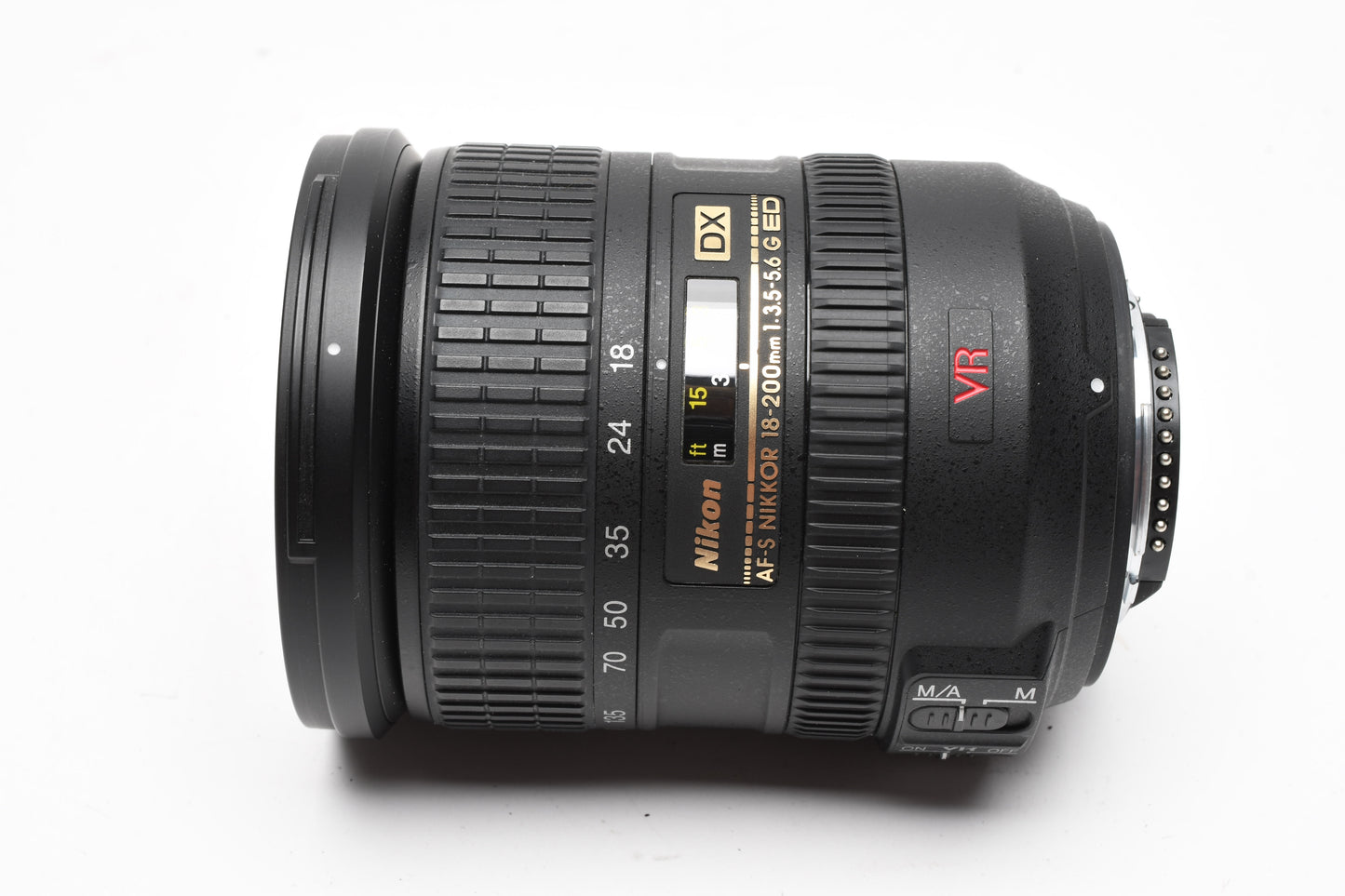 Nikon AF-S Nikkor 18-200mm F3.5-5.6G ED VR DX zoom lens, Pouch, Mint-