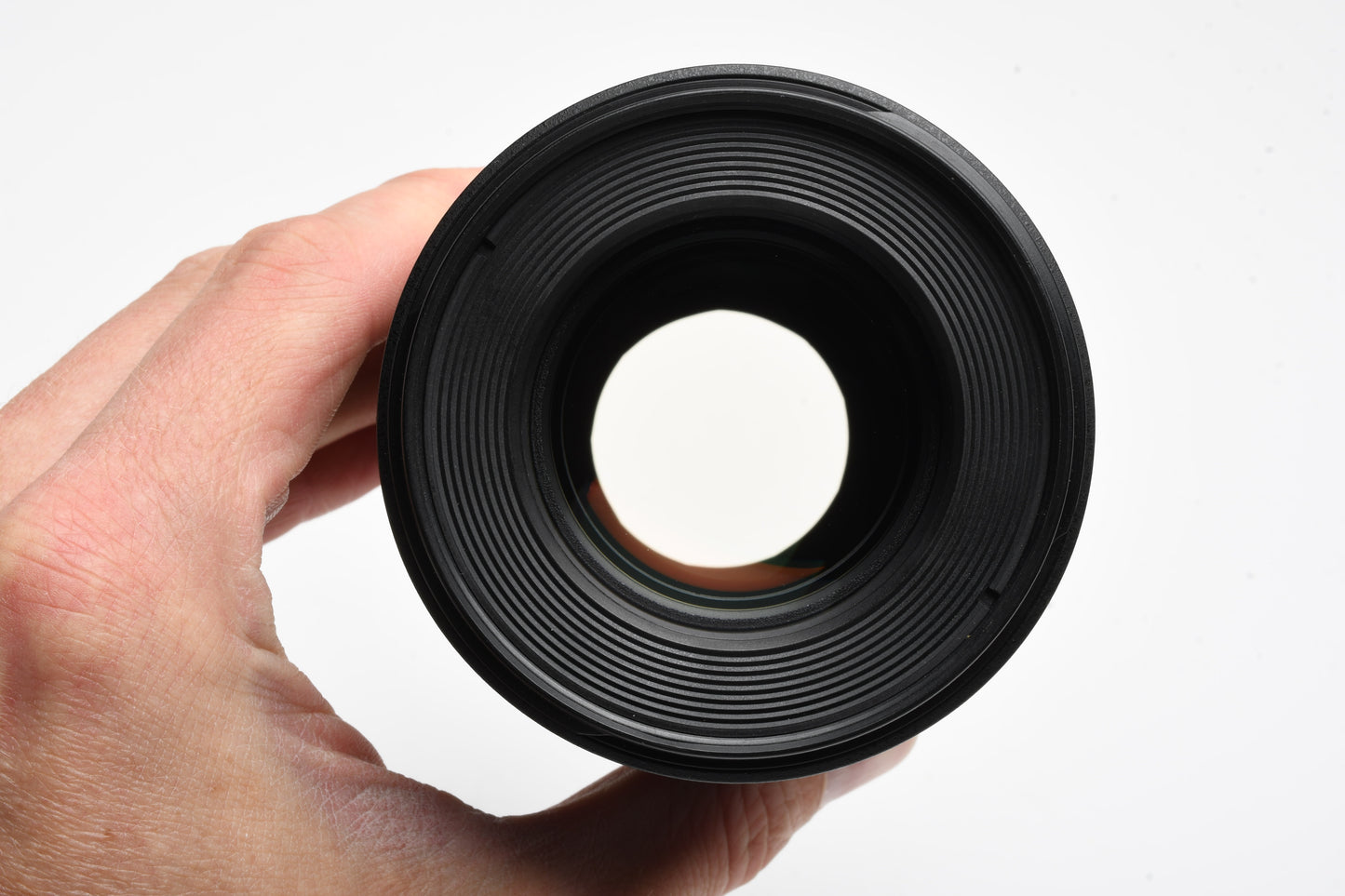 Canon EF 100mm f2.8L IS Macro USM lens, caps, very sharp, Mint-