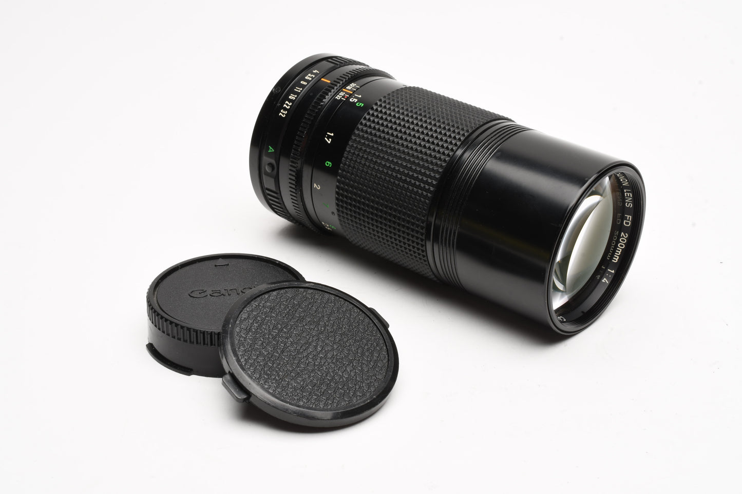 Canon 200mm f4 FD Telephoto lens, clean and sharp, Caps