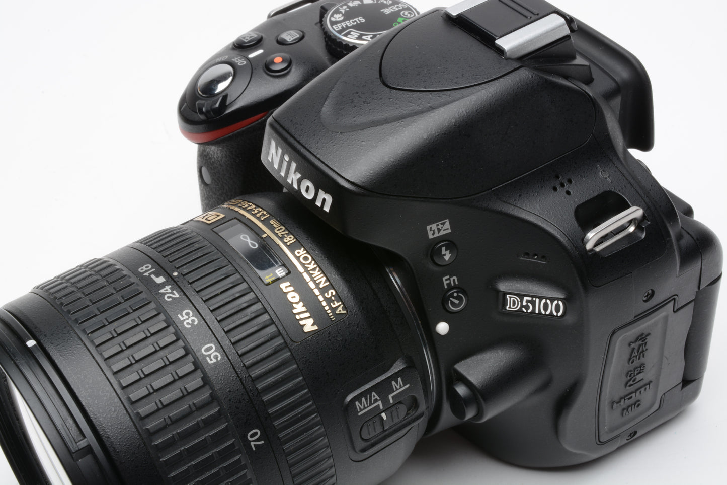 Nikon D5100 DSLR w/Nikkor 18-70mm F3.5-4.5G VR lens, 12,502 Acts, batt+charger+UV