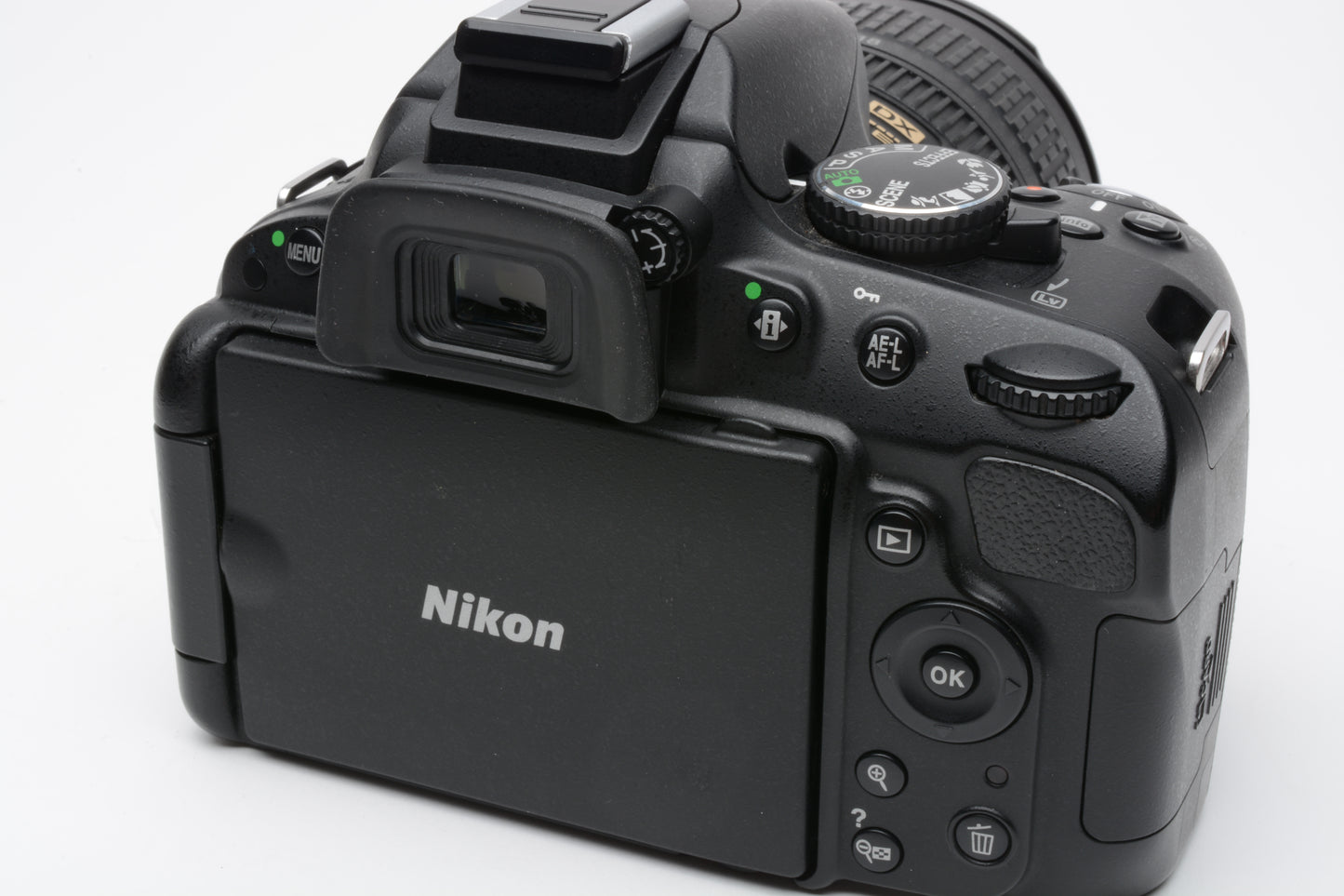 Nikon D5100 DSLR w/Nikkor 18-70mm F3.5-4.5G VR lens, 12,502 Acts, batt+charger+UV