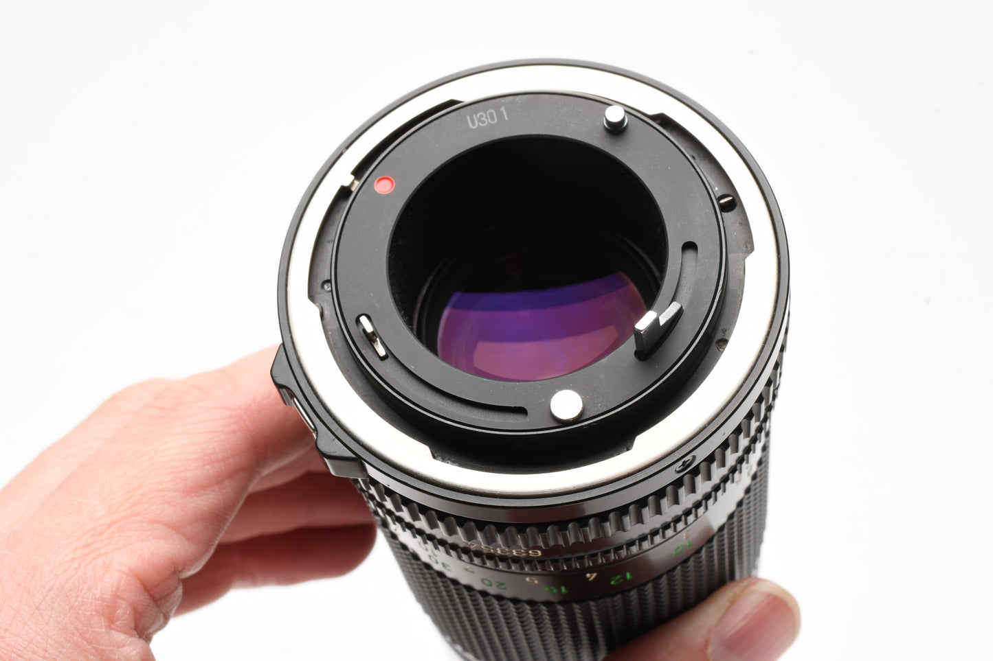 Canon 200mm f4 FD Telephoto lens, clean and sharp, Caps